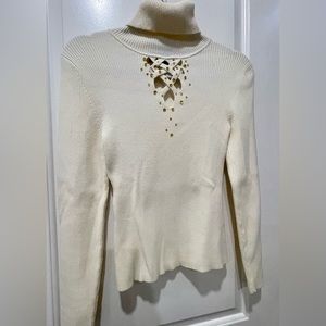 Cream Sweater w/Flattering Stylish Neckline
